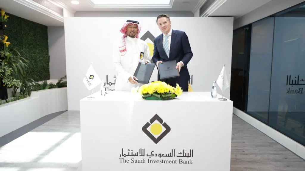 Part of signing ceremony between The Saudi Investment Bank and Udacity company