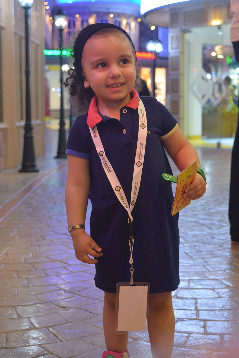 SAIB staff children prepare Eid gifts at Minopolis City for children of (Ensan) charity
